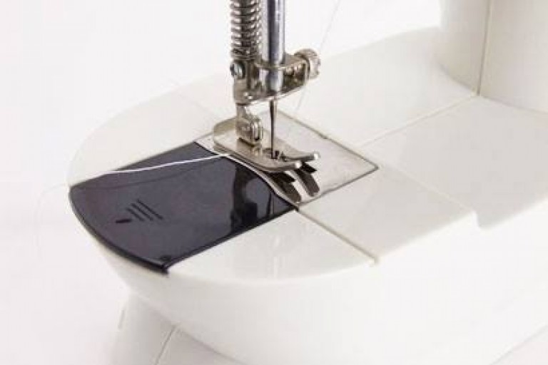 Onacare Products (Mini Sewing Machine)